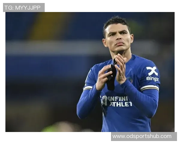 41岁弟媳自由身离开弗鲁米嫩塞力争重返米兰与欧洲赛场